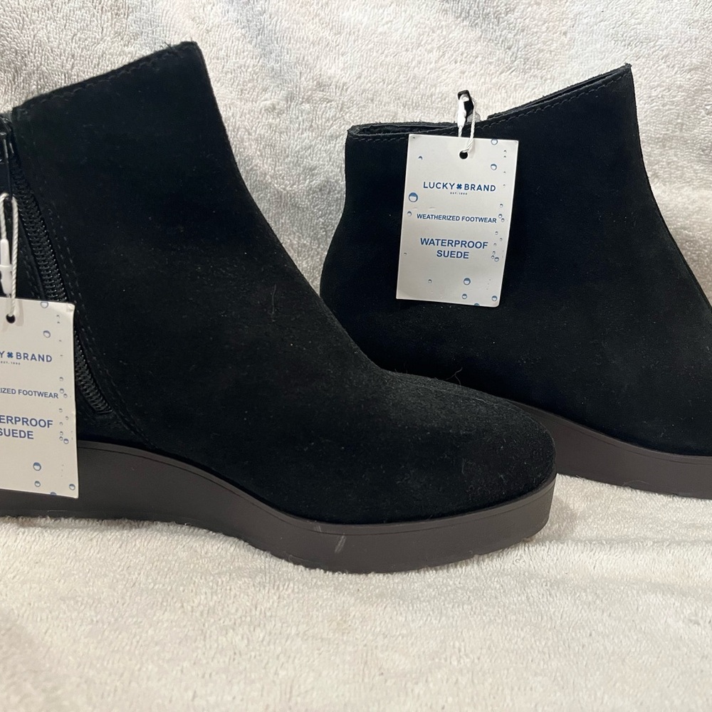 Lucky Brand Women's Black Suede Ankle Boots
